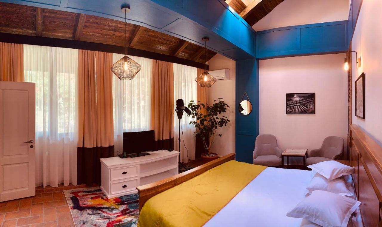 Kaban Boutique - 5Star Central Villa In Dornavátra Kültér fotó