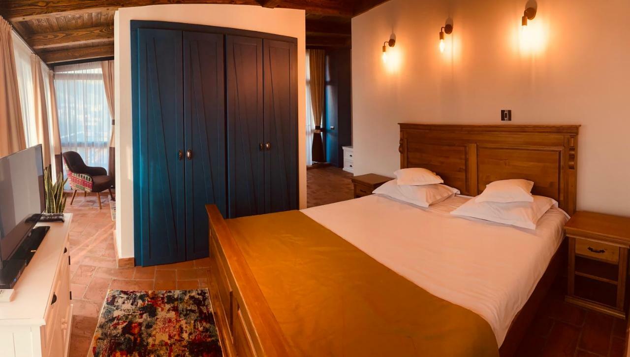 Kaban Boutique - 5Star Central Villa In Dornavátra Kültér fotó